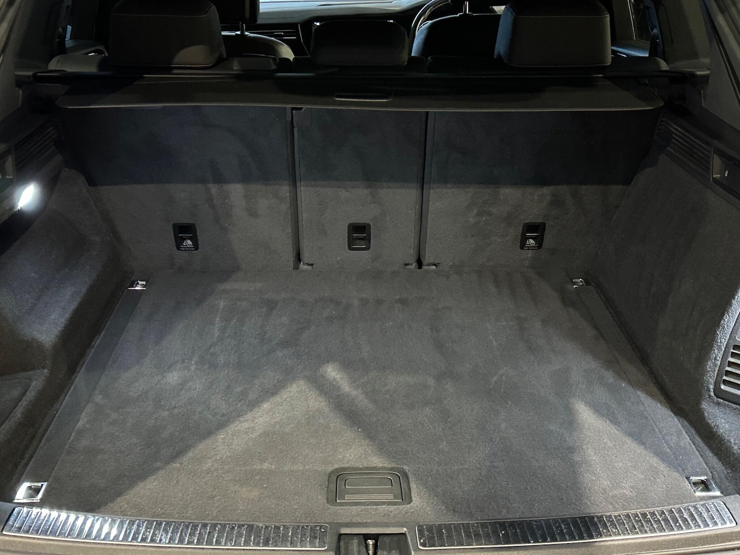 Used Volkswagen Touareg 2019 for sale - 76295114: Photo 24