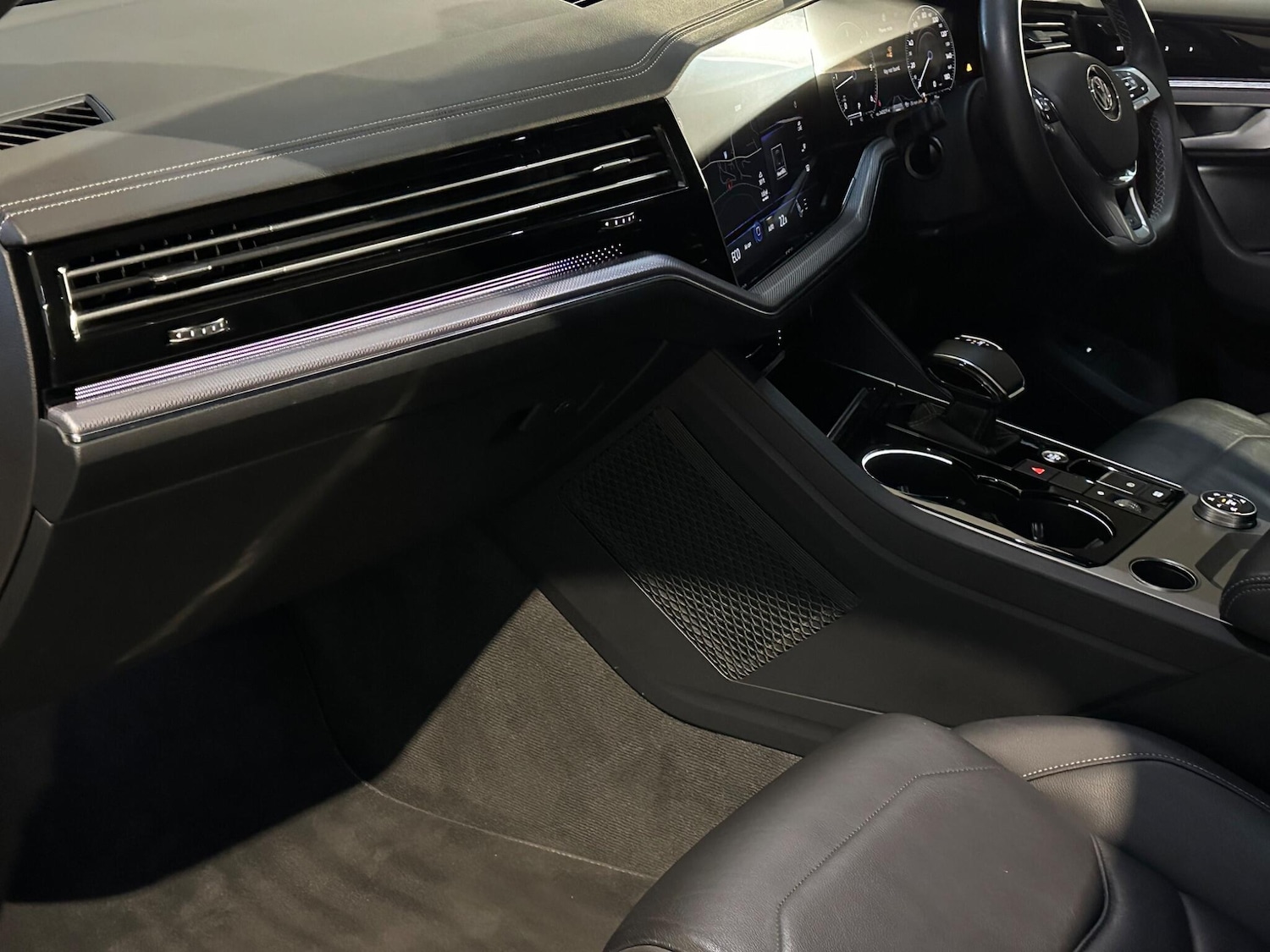 Used Volkswagen Touareg 2019 for sale - 76295114: Photo 8