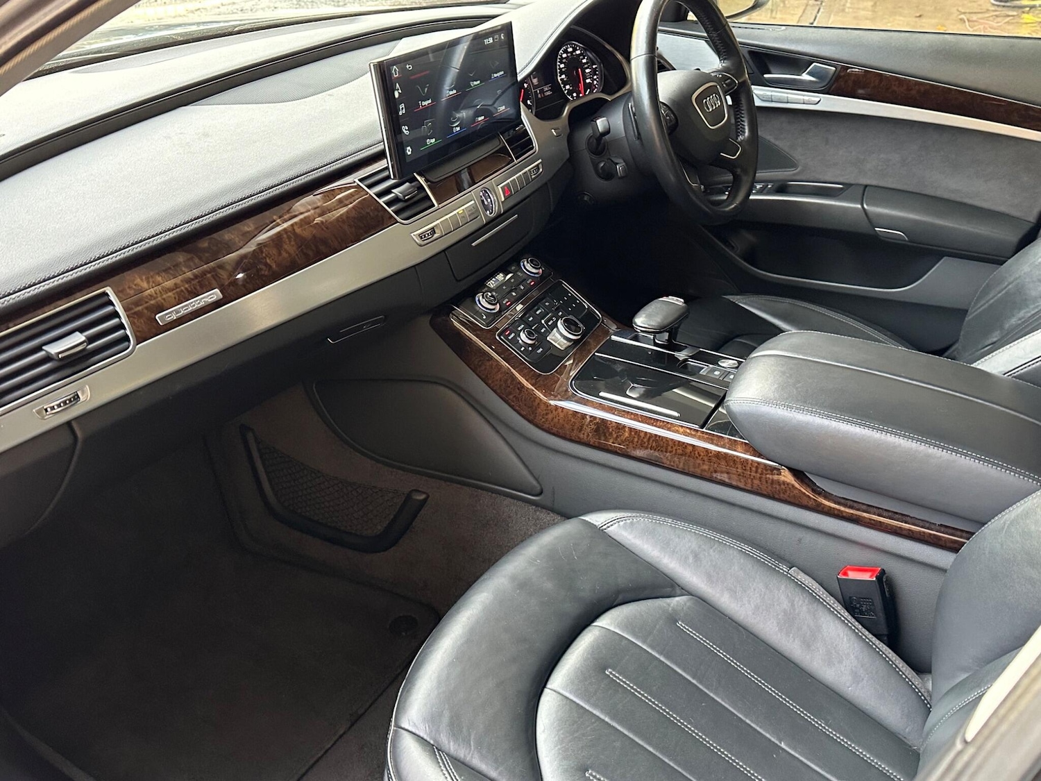 Used Audi A8 2011 for sale - 76537844: Photo 26