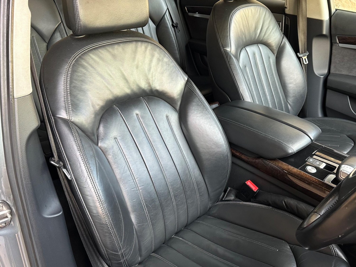 Used Audi A8 2011 for sale - 76537844: Photo 5