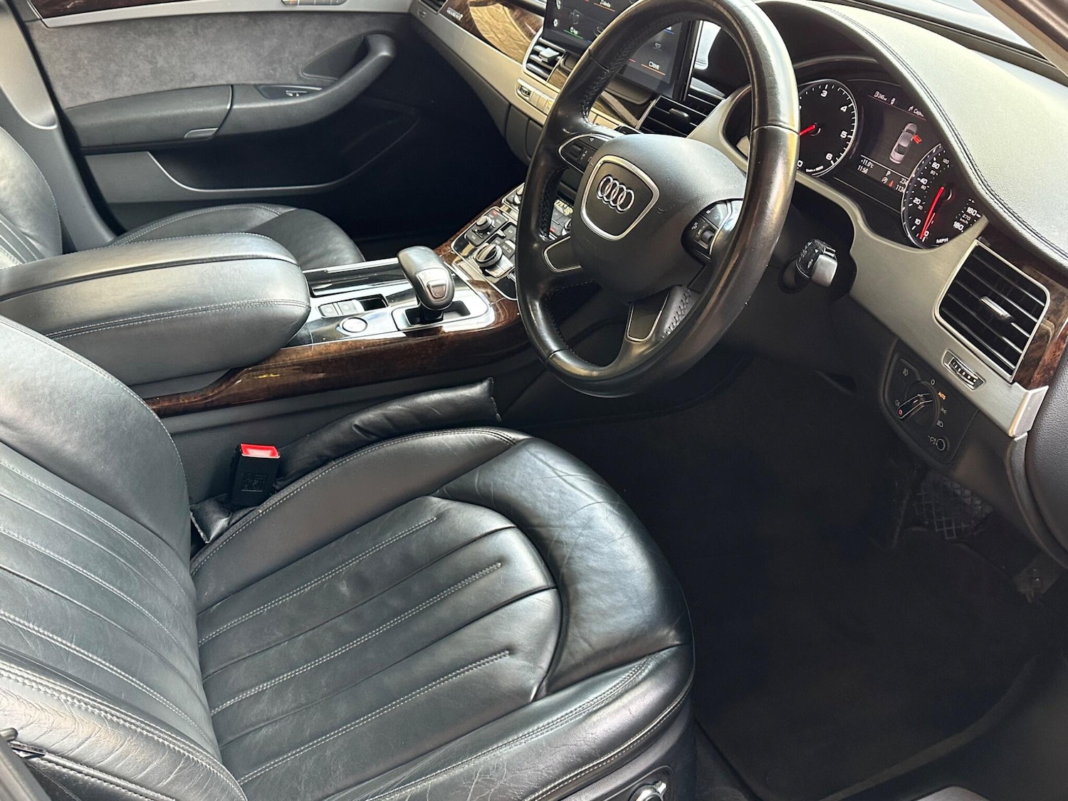 Used Audi A8 2011 for sale - 76537844: Photo 6