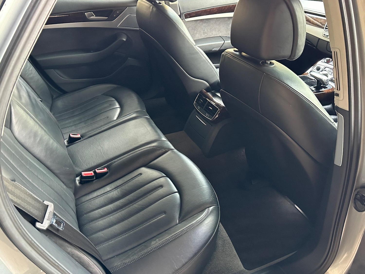 Used Audi A8 2011 for sale - 76537844: Photo 7