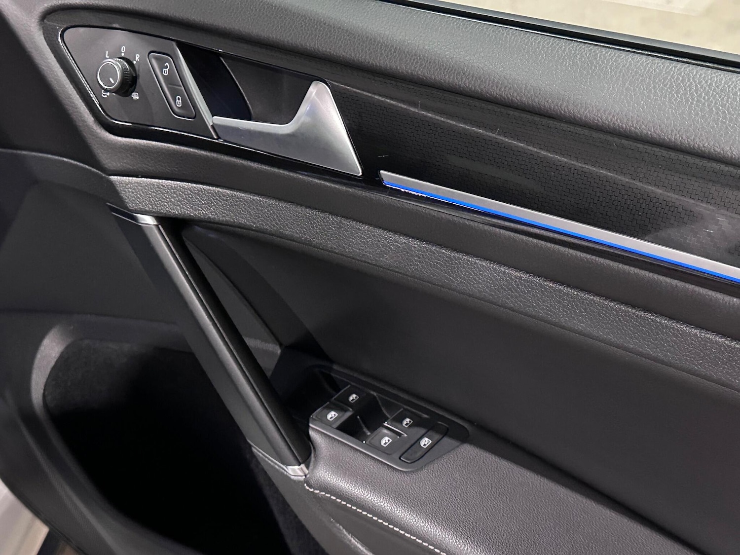 Used Volkswagen Golf 2017 for sale - 76865738: Photo 22