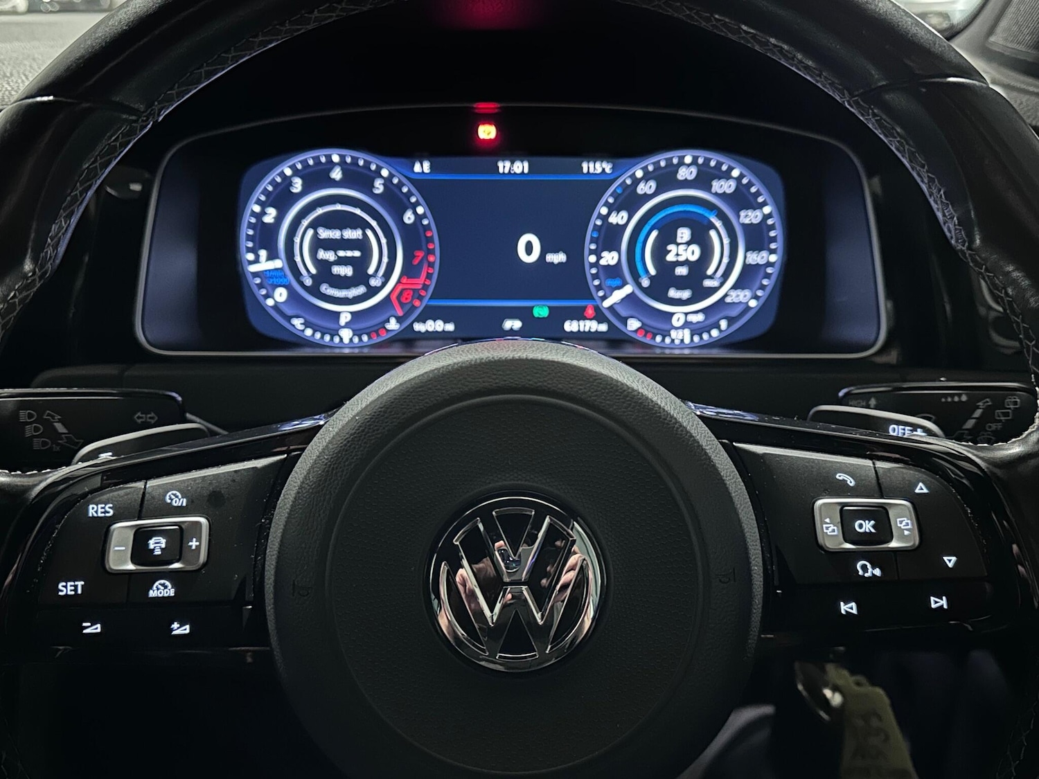 Used Volkswagen Golf 2017 for sale - 76865738: Photo 28