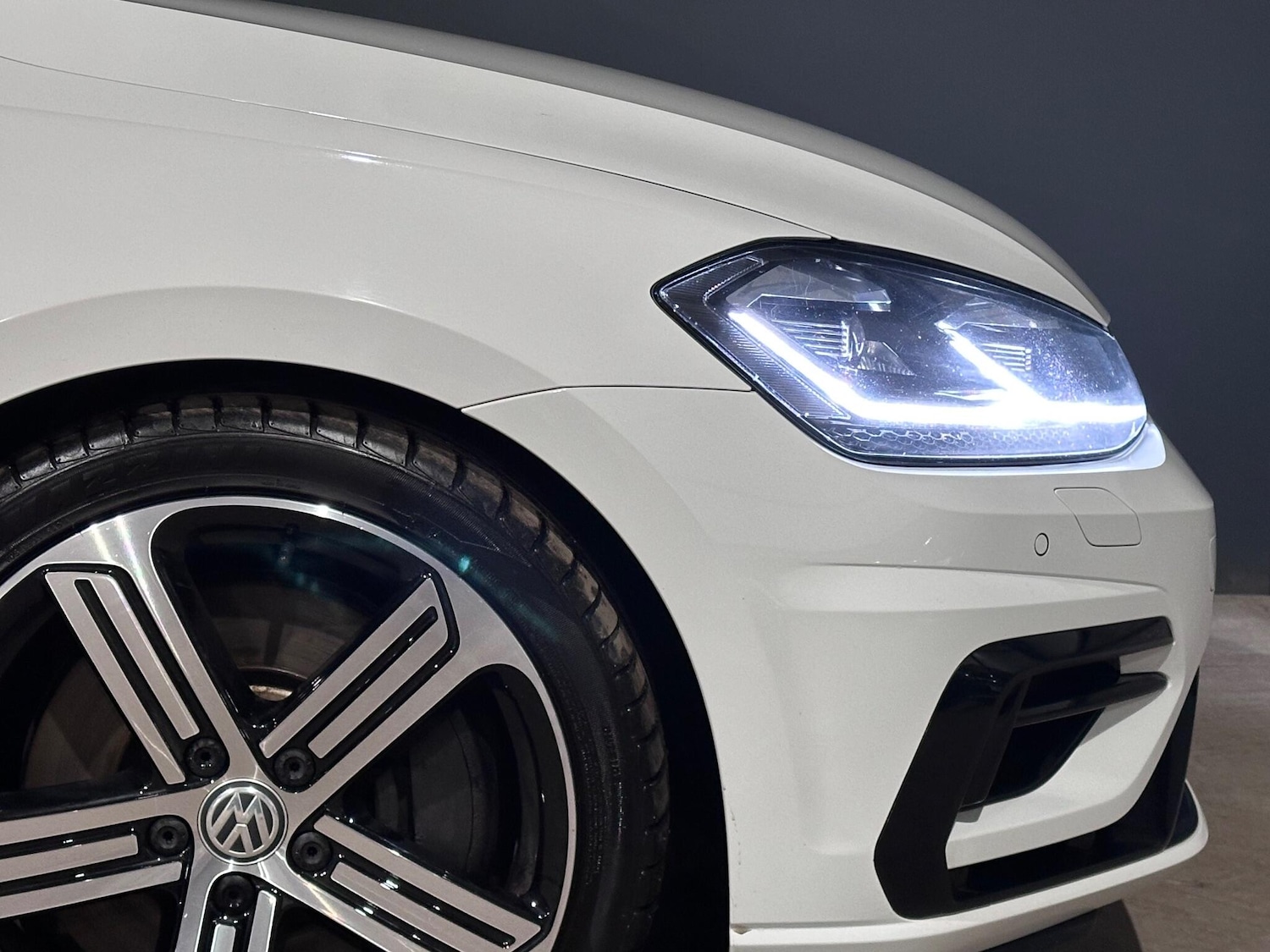 Used Volkswagen Golf 2017 for sale - 76865738: Photo 41