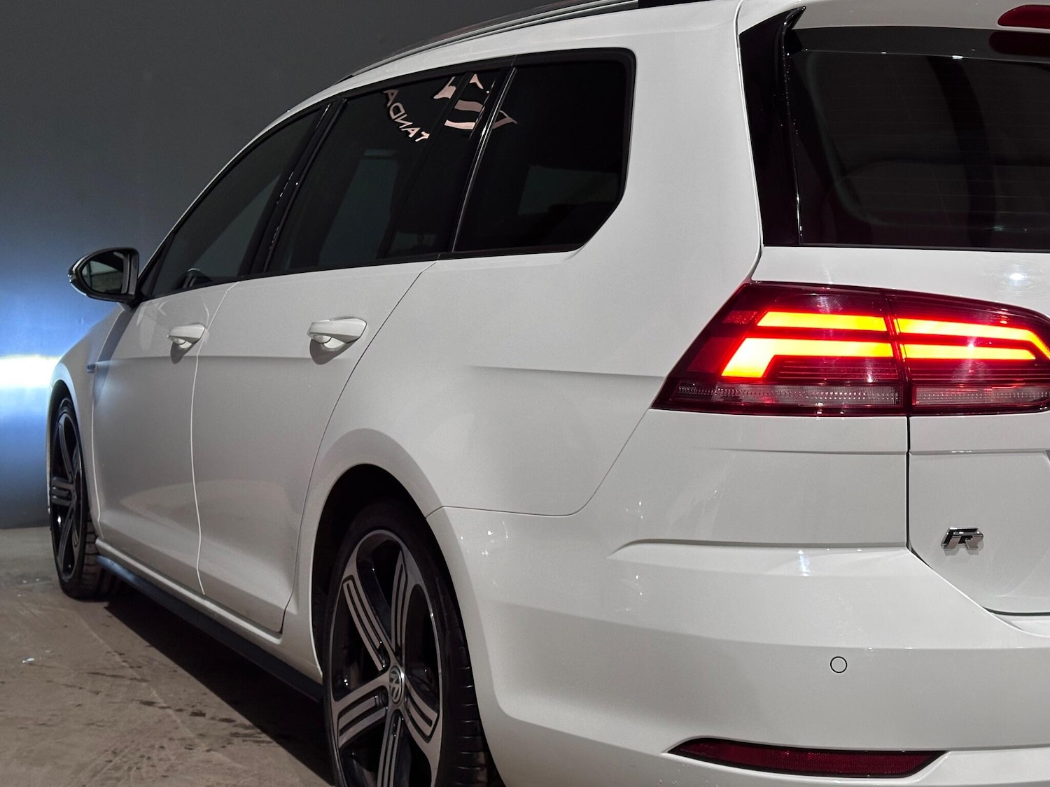 Used Volkswagen Golf 2017 for sale - 76865738: Photo 7