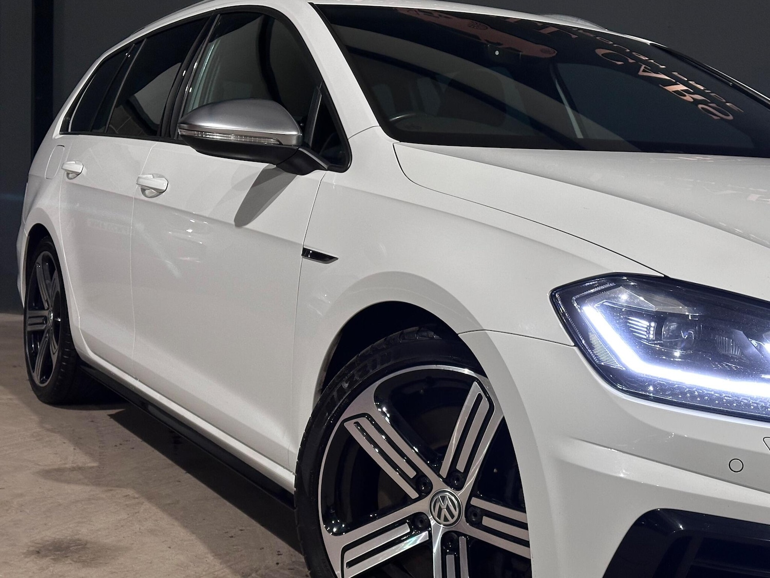 Used Volkswagen Golf 2017 for sale - 76865738: Photo 9