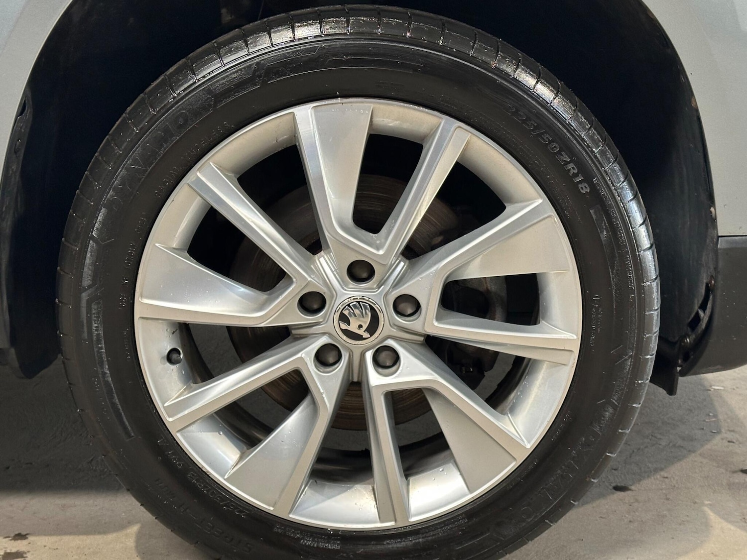 Used Skoda Karoq 2018 for sale - 76327007: Photo 26