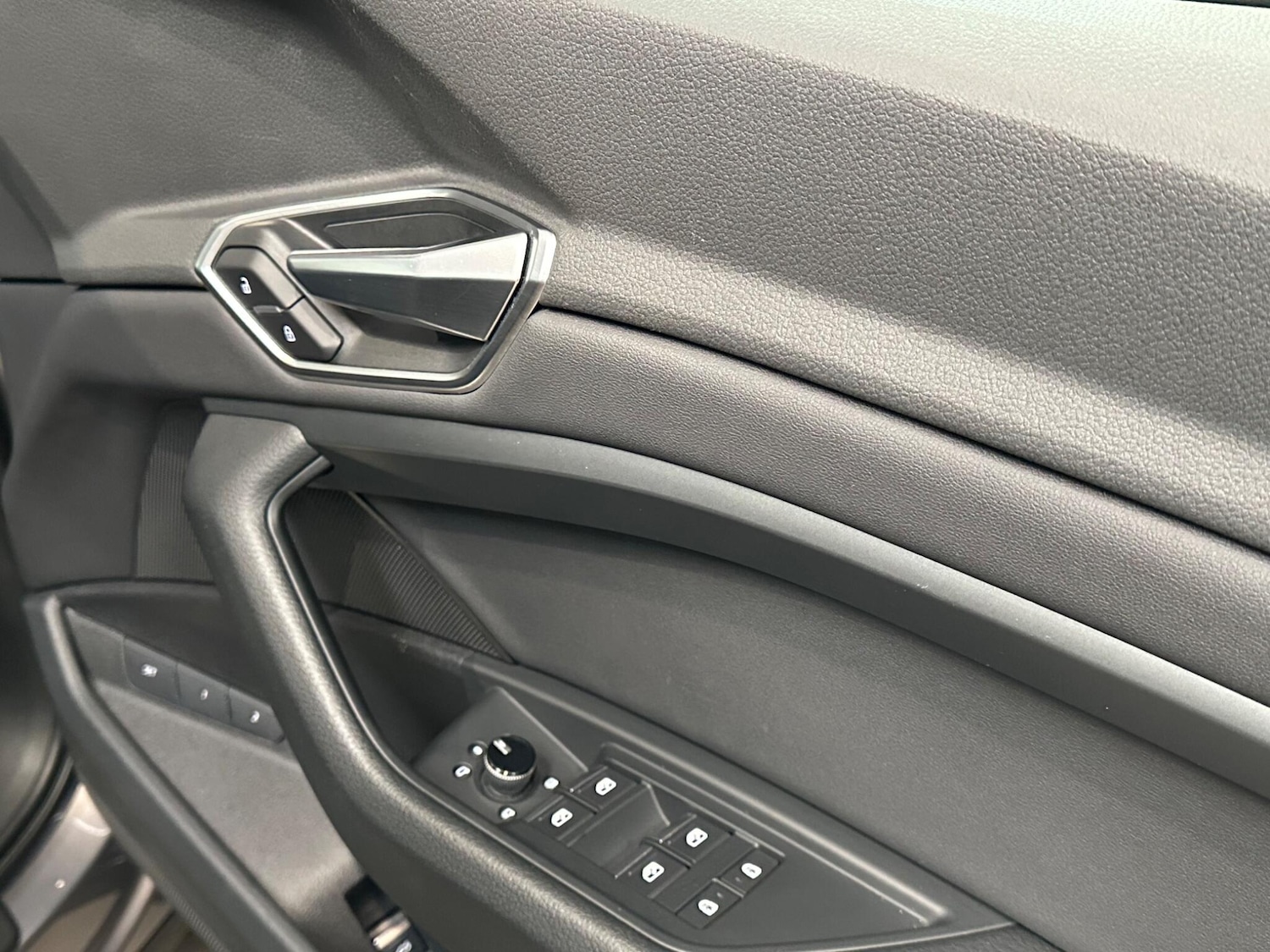 Used Audi e-tron 2020 for sale - 75906340: Photo 18