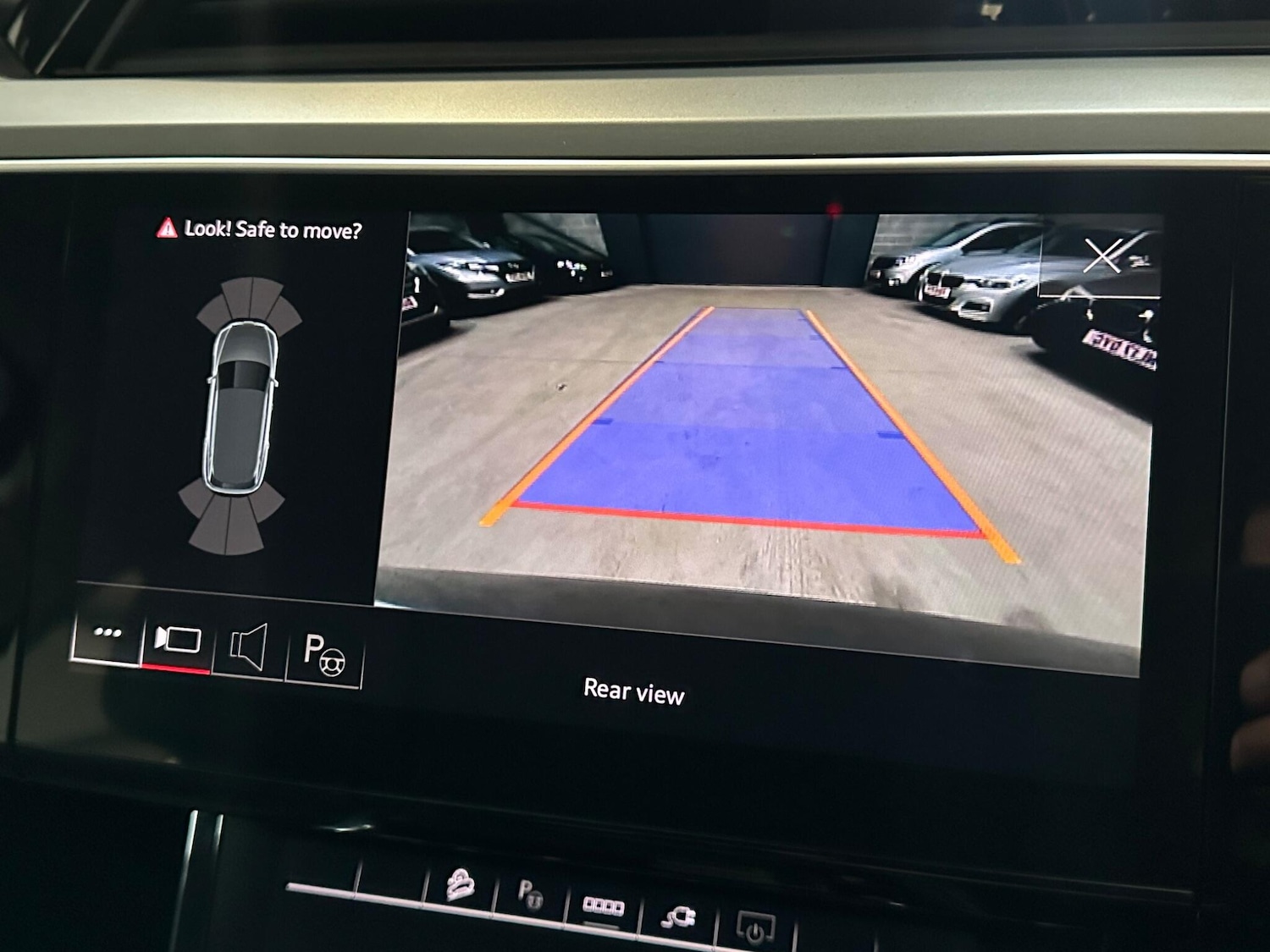 Used Audi e-tron 2020 for sale - 75906340: Photo 23