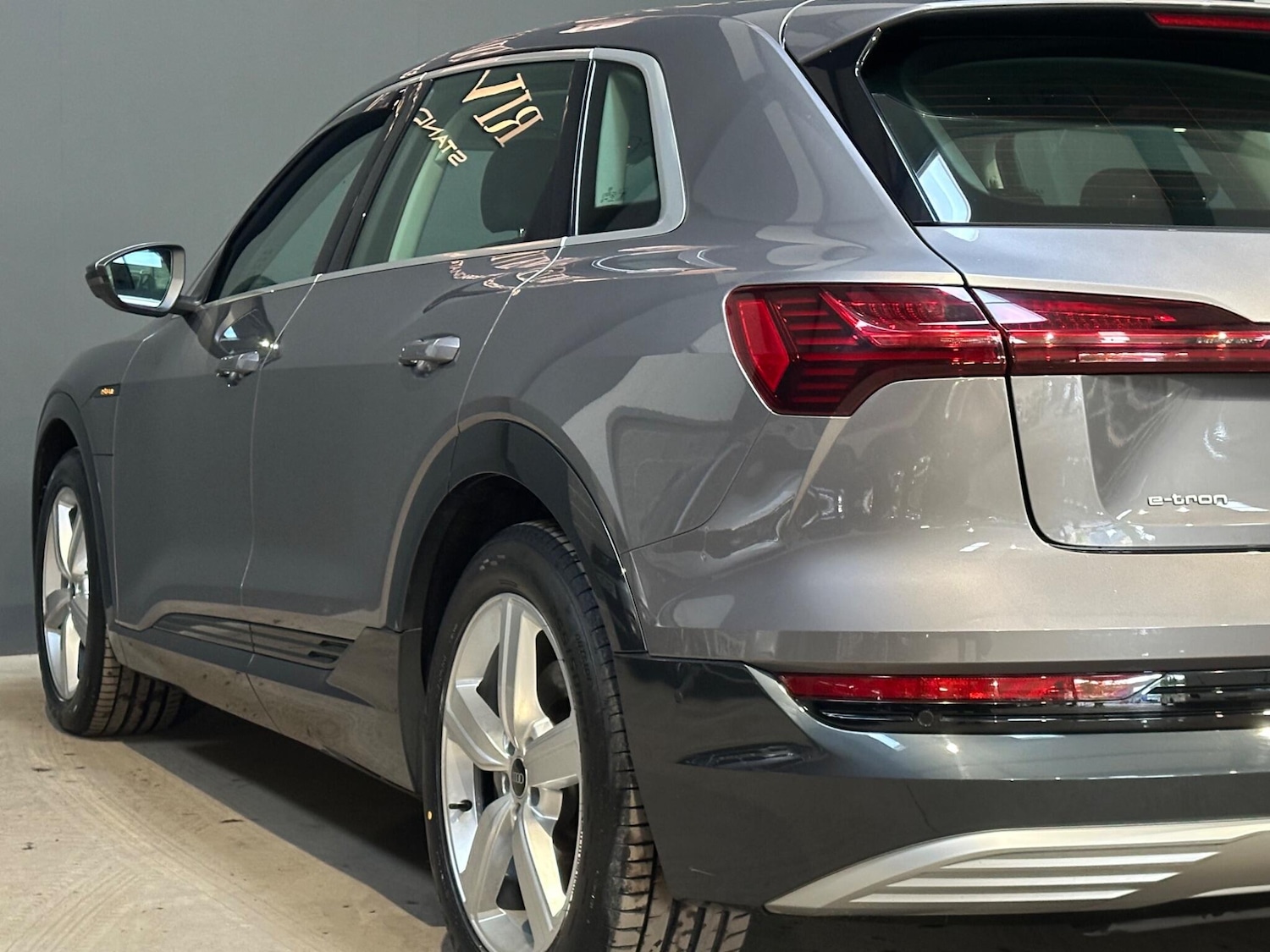 Used Audi e-tron 2020 for sale - 75906340: Photo 5