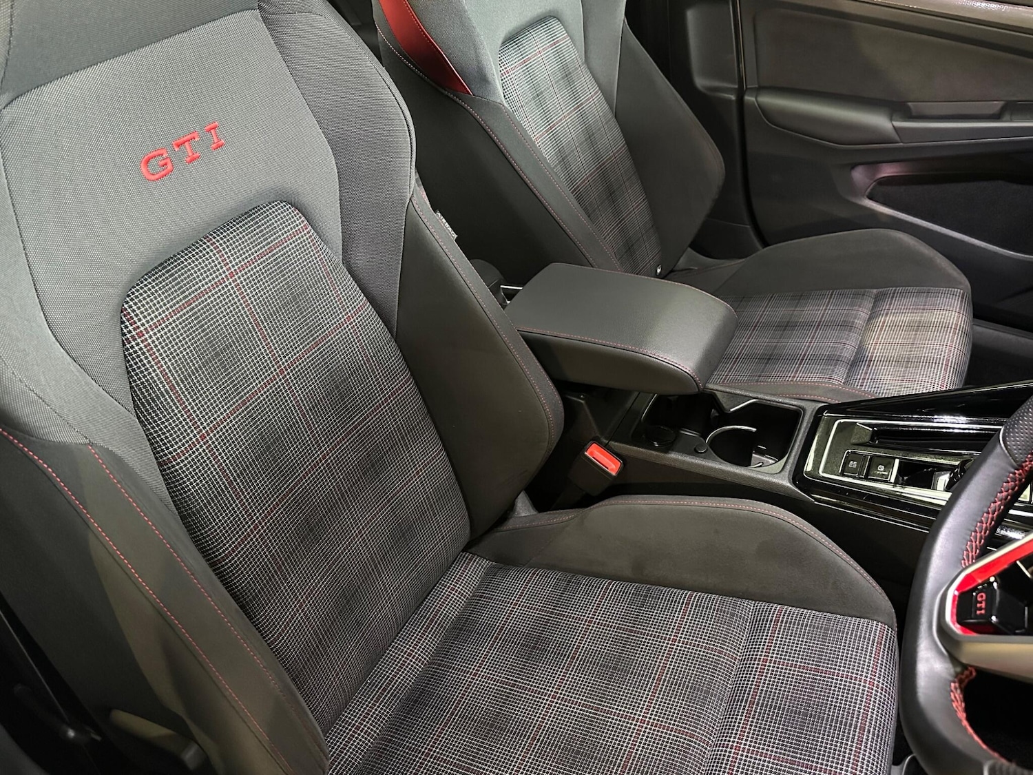 Used Volkswagen Golf 2024 for sale - 77550031: Photo 12