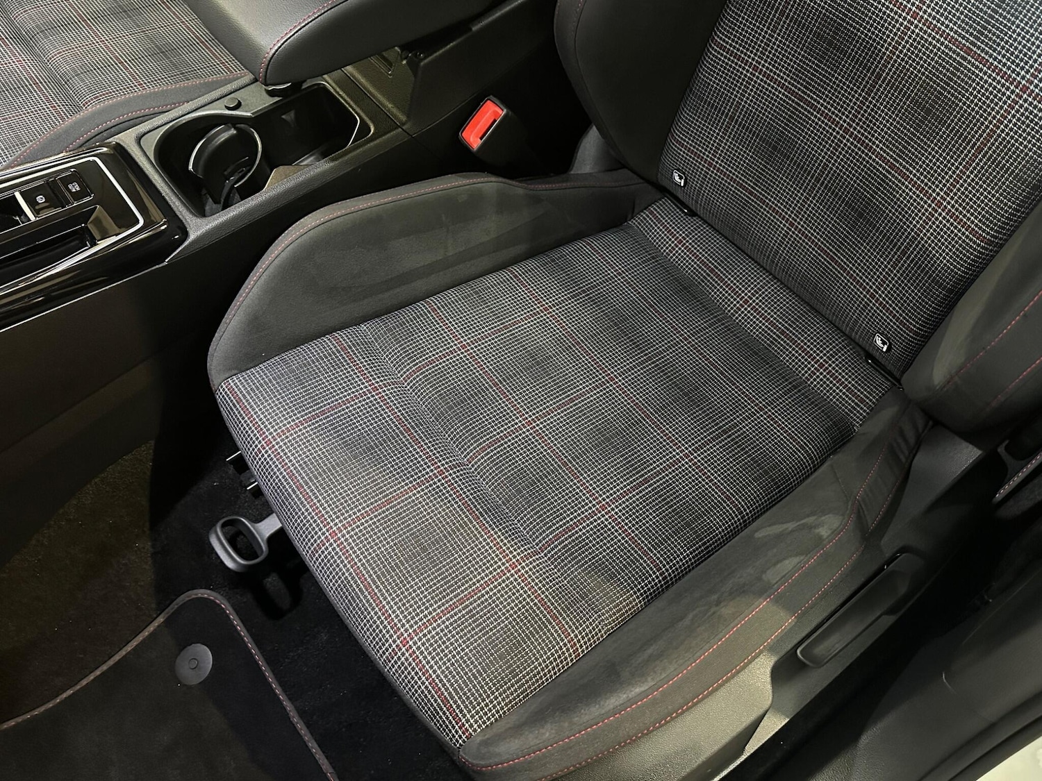 Used Volkswagen Golf 2024 for sale - 77550031: Photo 37