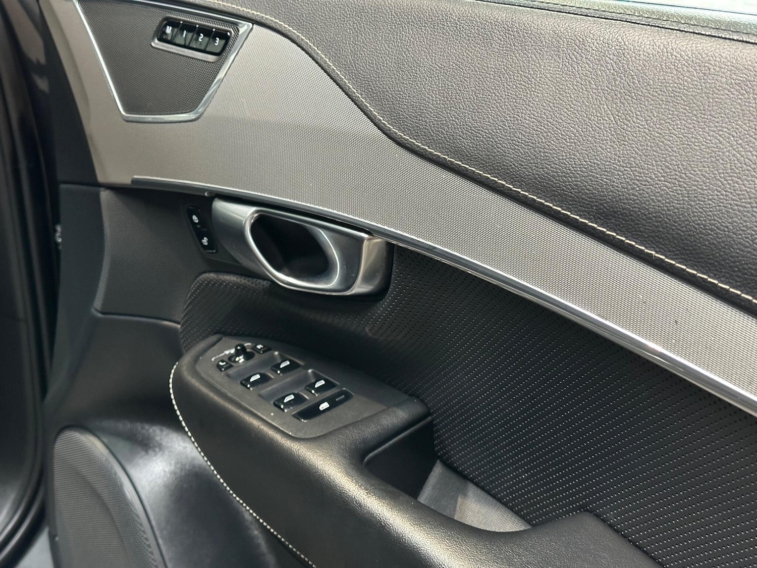 Used Volvo XC90 2019 for sale - 75669369: Photo 22