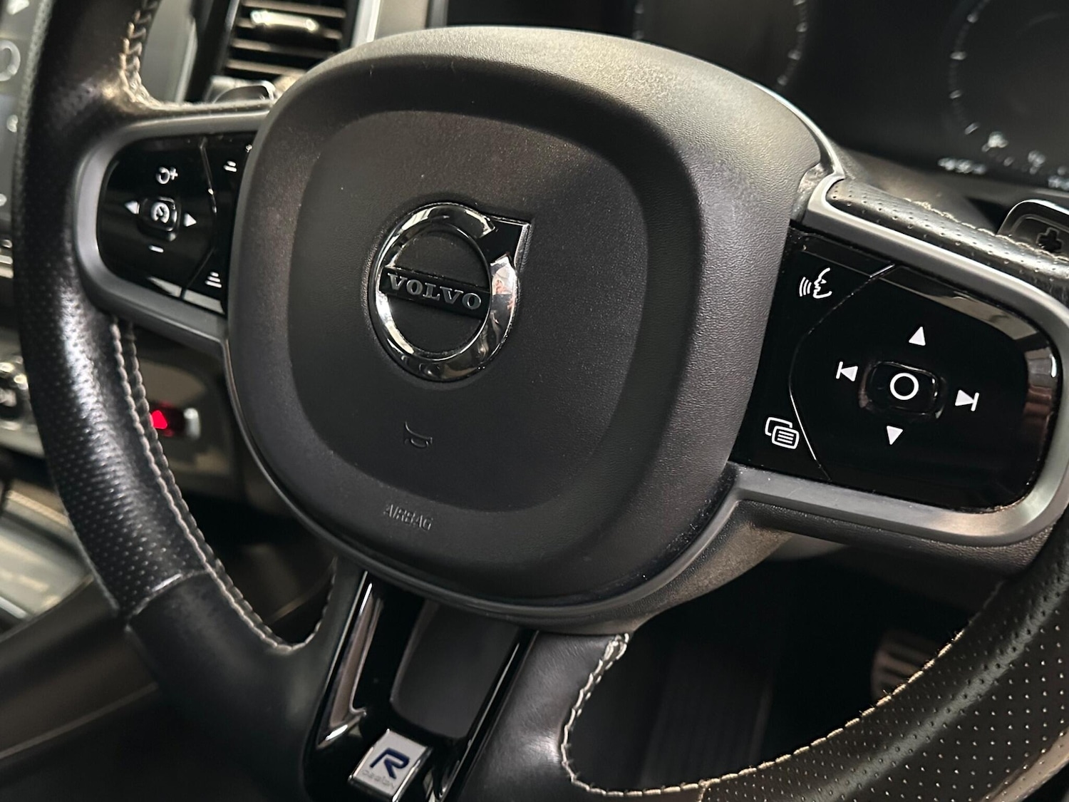 Used Volvo XC90 2019 for sale - 75669369: Photo 34