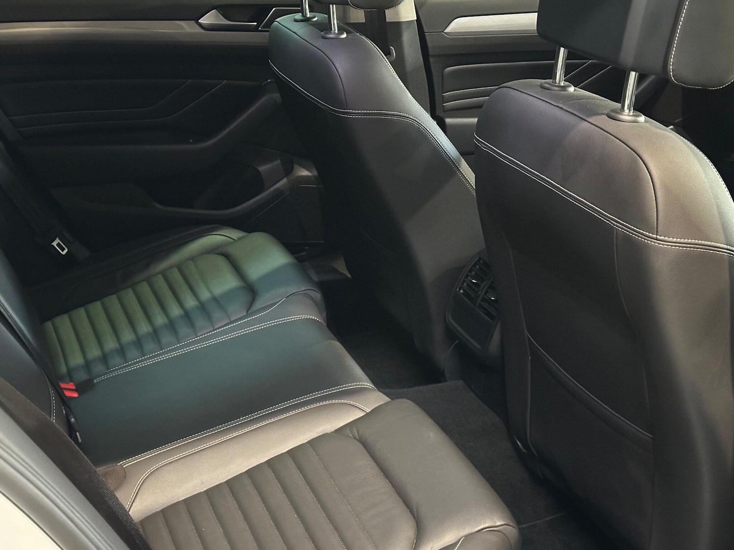 Used Volkswagen Passat 2021 for sale - 76371335: Photo 14