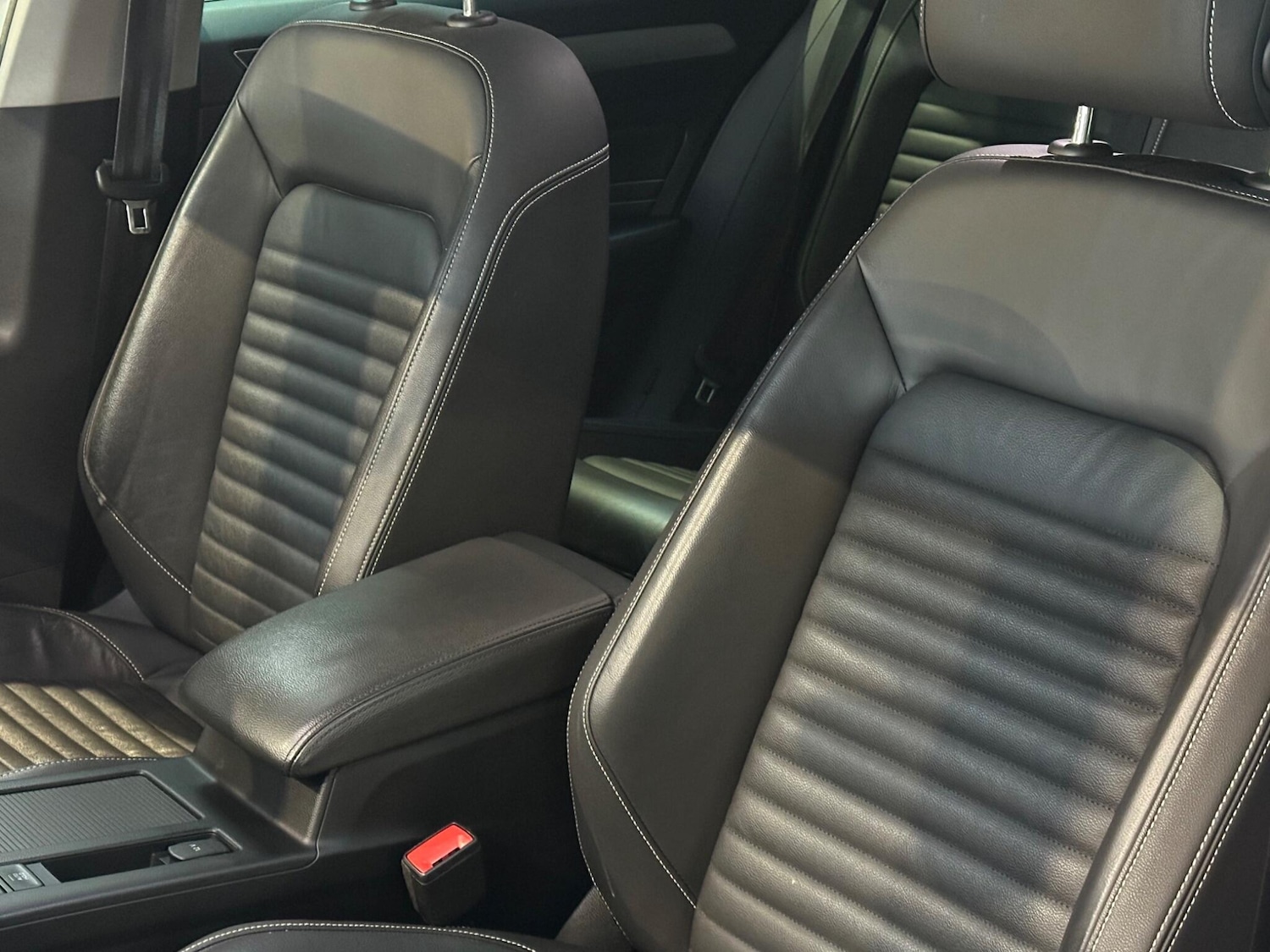 Used Volkswagen Passat 2021 for sale - 76371335: Photo 17