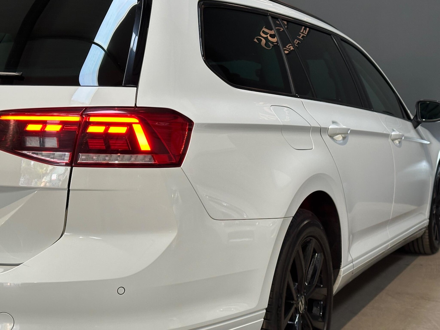Used Volkswagen Passat 2021 for sale - 76371335: Photo 5