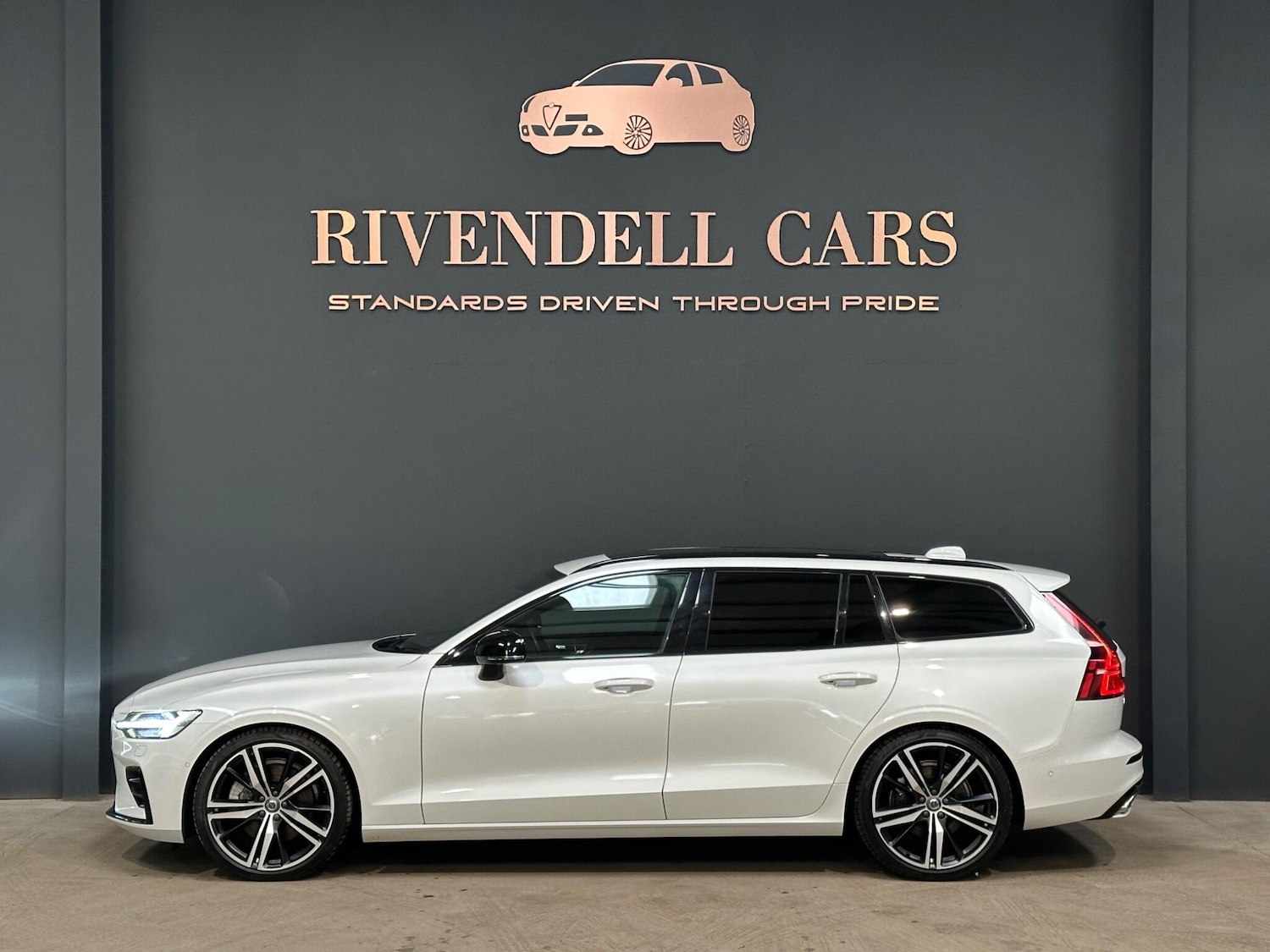 Used Volvo V60 2019 for sale - 76136530: Photo 11