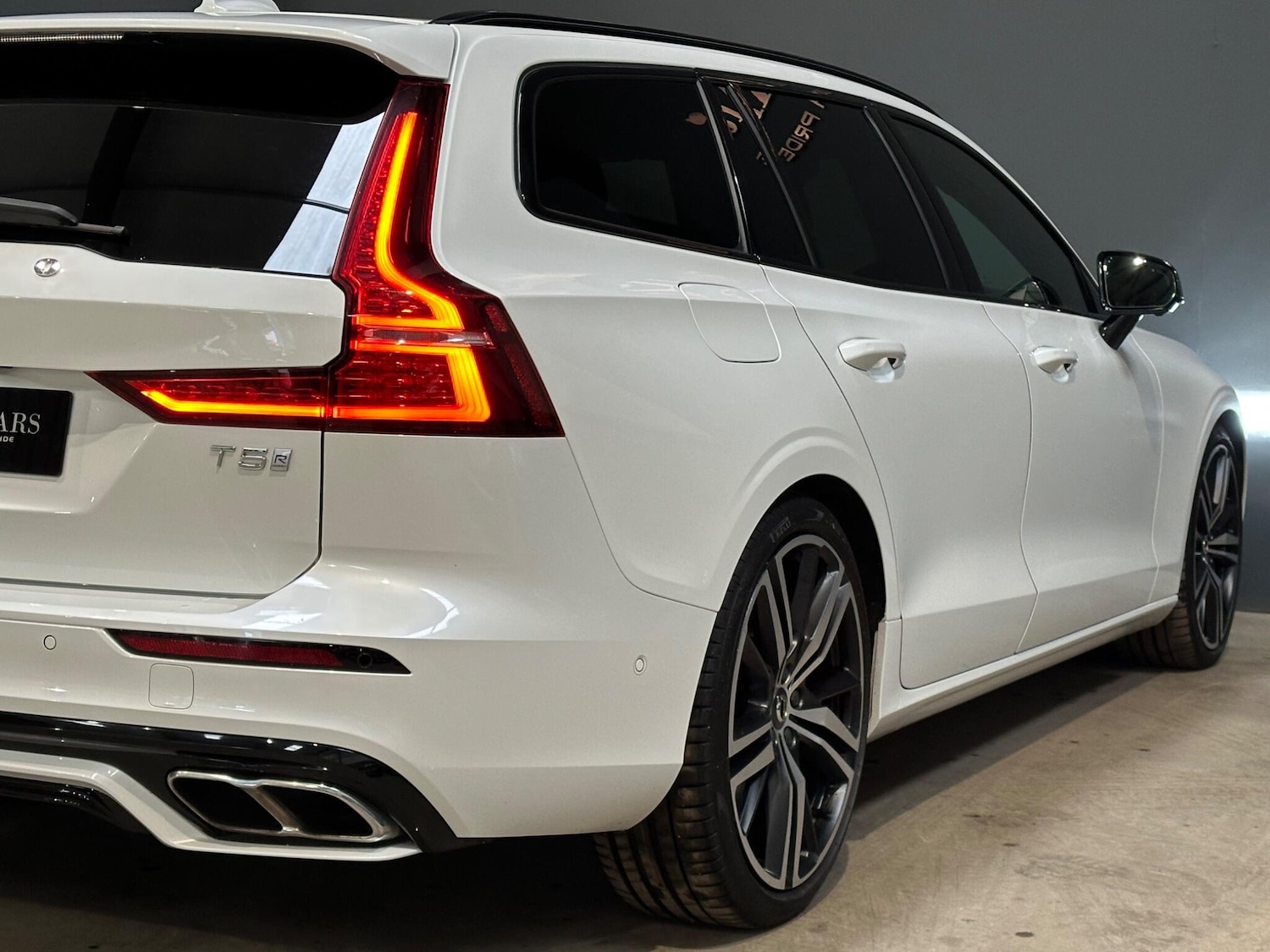 Used Volvo V60 2019 for sale - 76136530: Photo 14