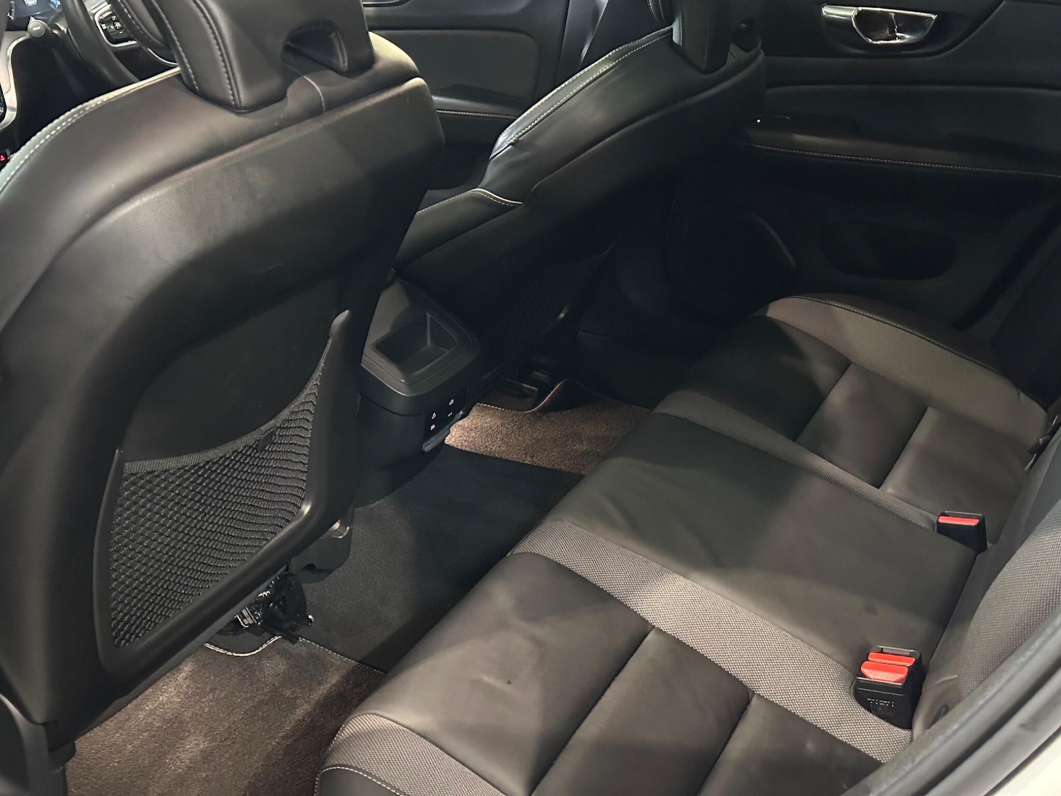 Used Volvo V60 2019 for sale - 76136530: Photo 21