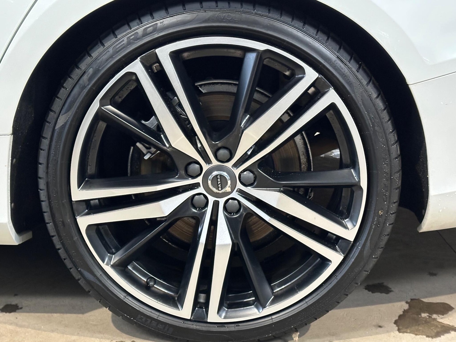 Used Volvo V60 2019 for sale - 76136530: Photo 24