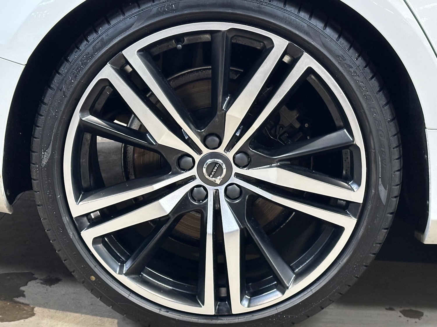 Used Volvo V60 2019 for sale - 76136530: Photo 25