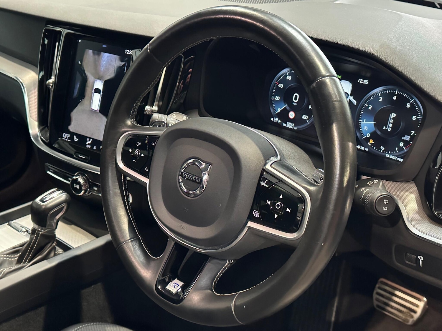 Used Volvo V60 2019 for sale - 76136530: Photo 31