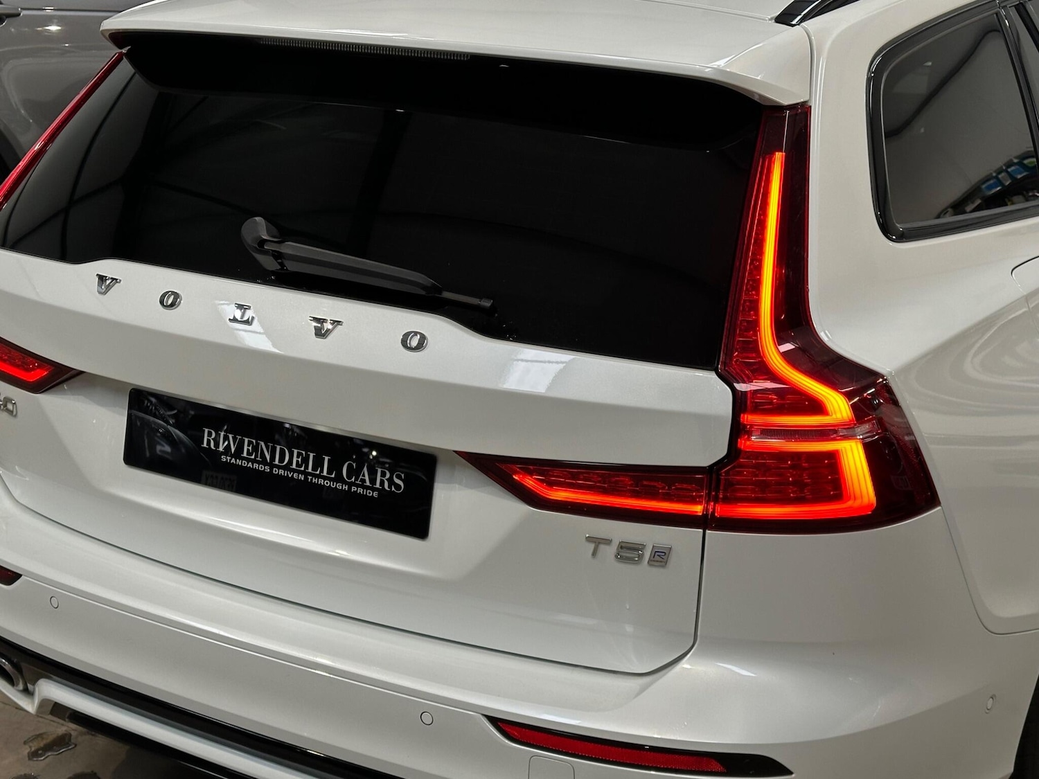 Used Volvo V60 2019 for sale - 76136530: Photo 36