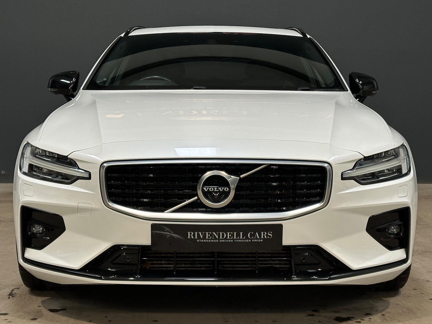 Used Volvo V60 2019 for sale - 76136530: Photo 6