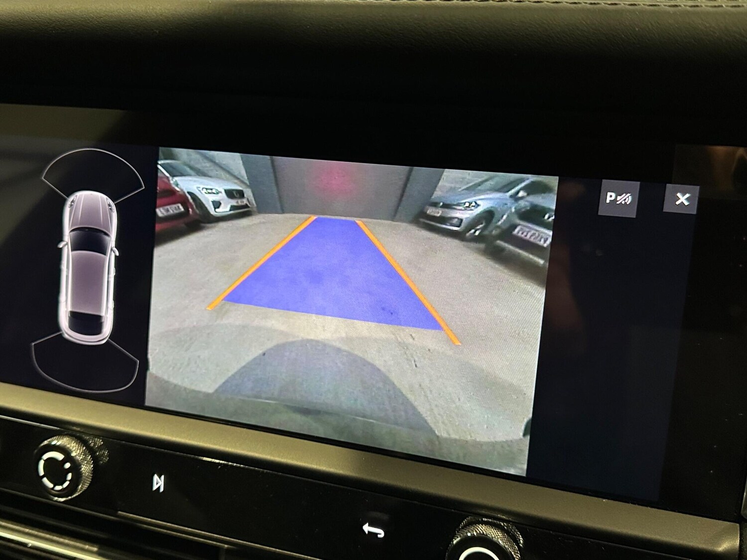 Used Porsche Macan 2025 for sale - 76511786: Photo 22