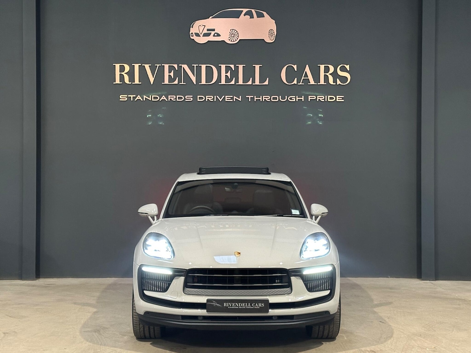 Used Porsche Macan 2025 for sale - 76511786: Photo 3