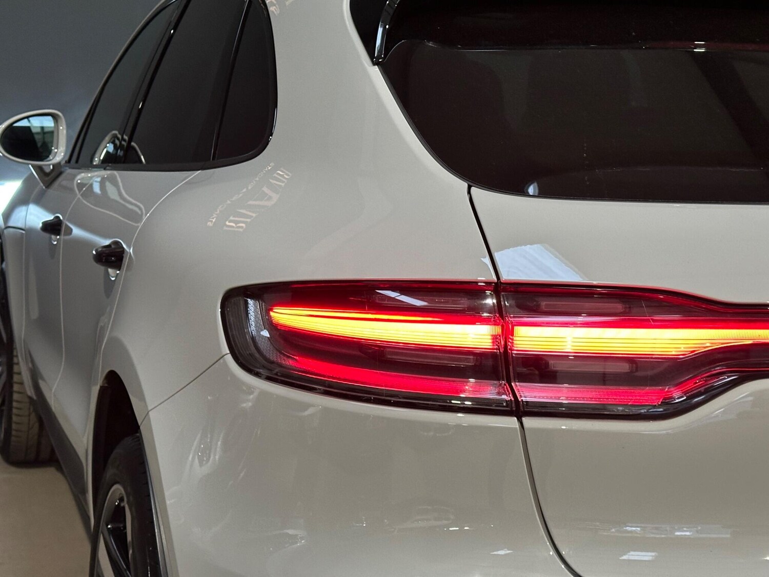 Used Porsche Macan 2025 for sale - 76511786: Photo 33