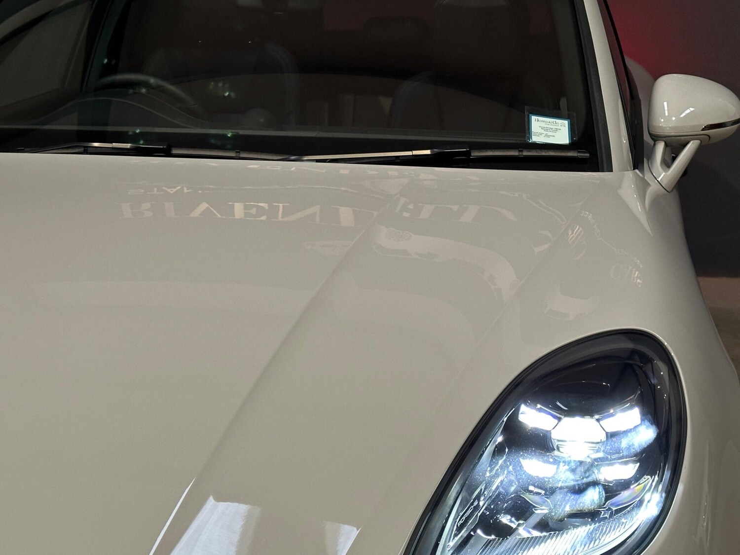 Used Porsche Macan 2025 for sale - 76511786: Photo 37