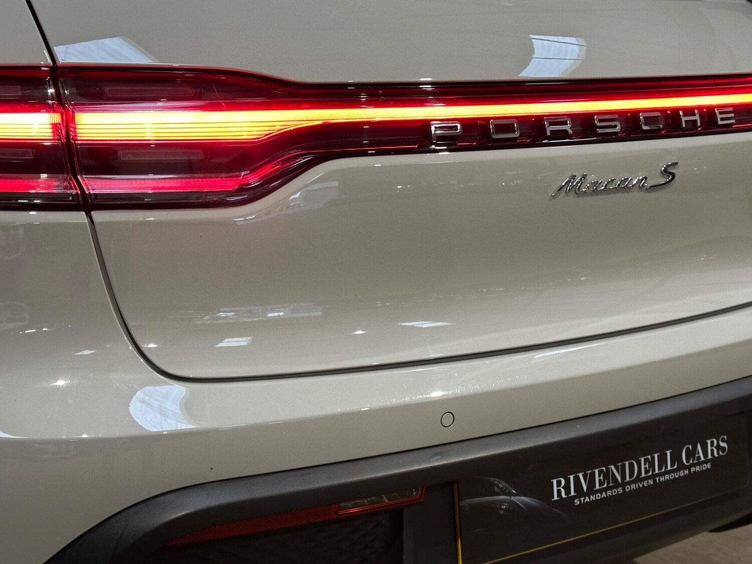 Used Porsche Macan 2025 for sale - 76511786: Photo 39