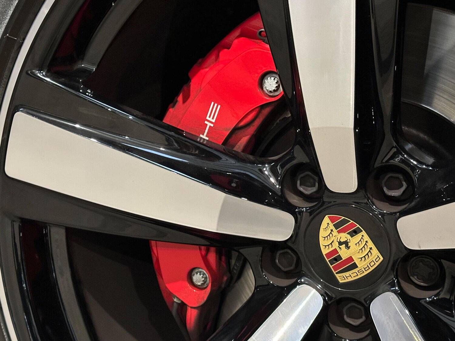 Used Porsche Macan 2025 for sale - 76511786: Photo 45