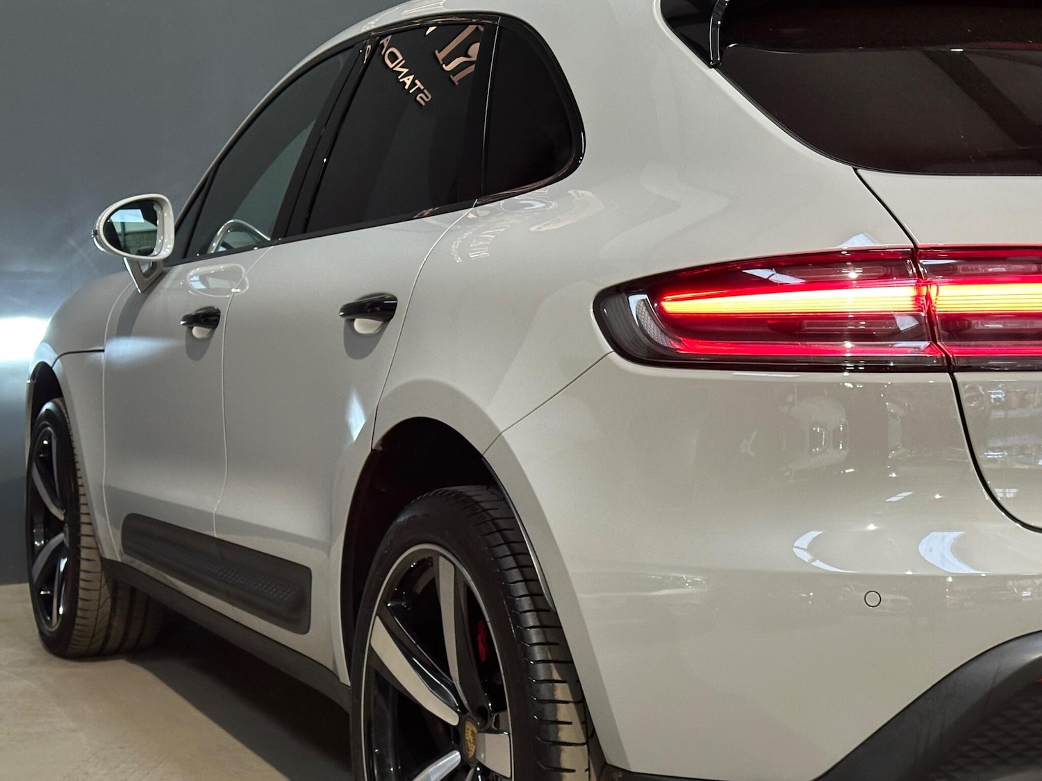 Used Porsche Macan 2025 for sale - 76511786: Photo 5