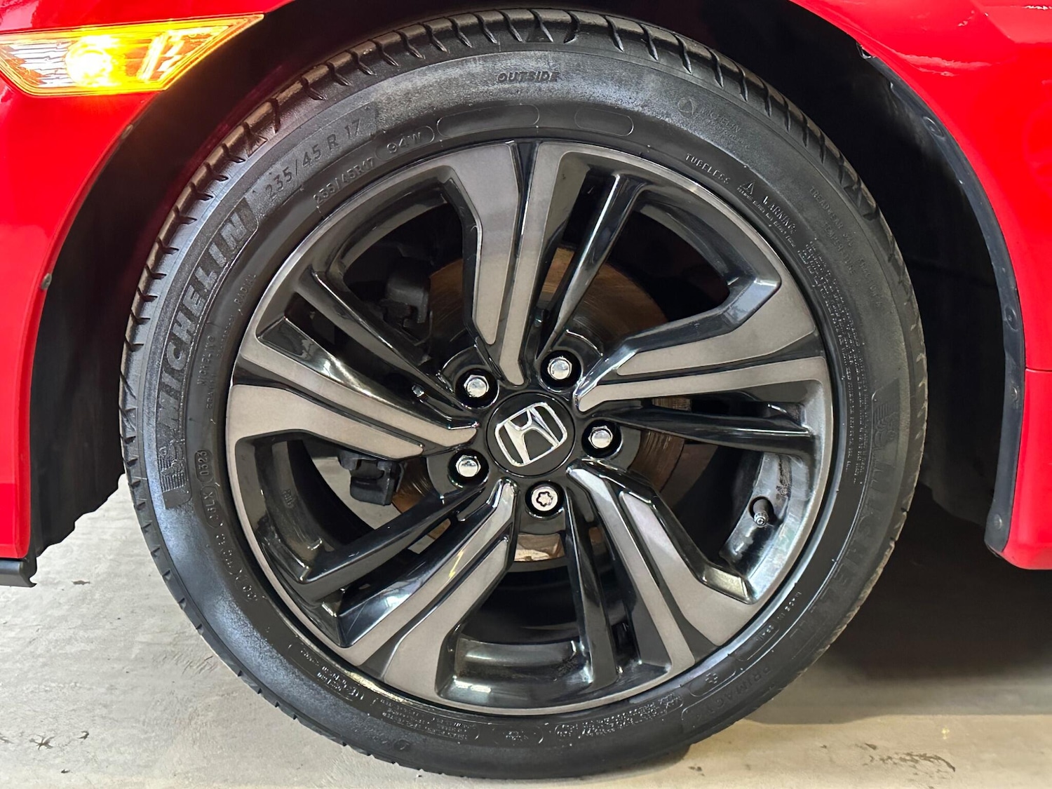 Used Honda Civic 2019 for sale - 76422619: Photo 20