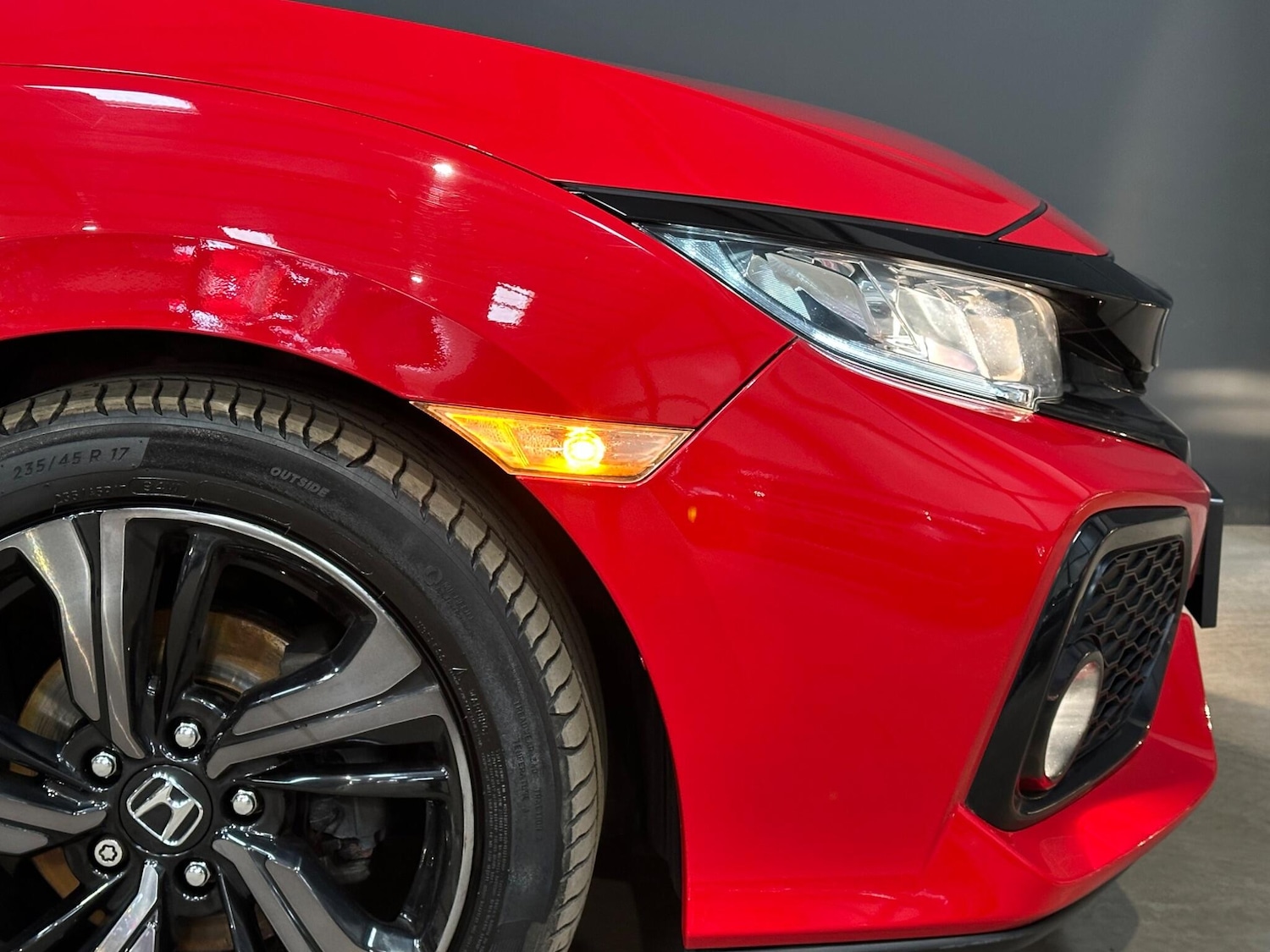 Used Honda Civic 2019 for sale - 76422619: Photo 42