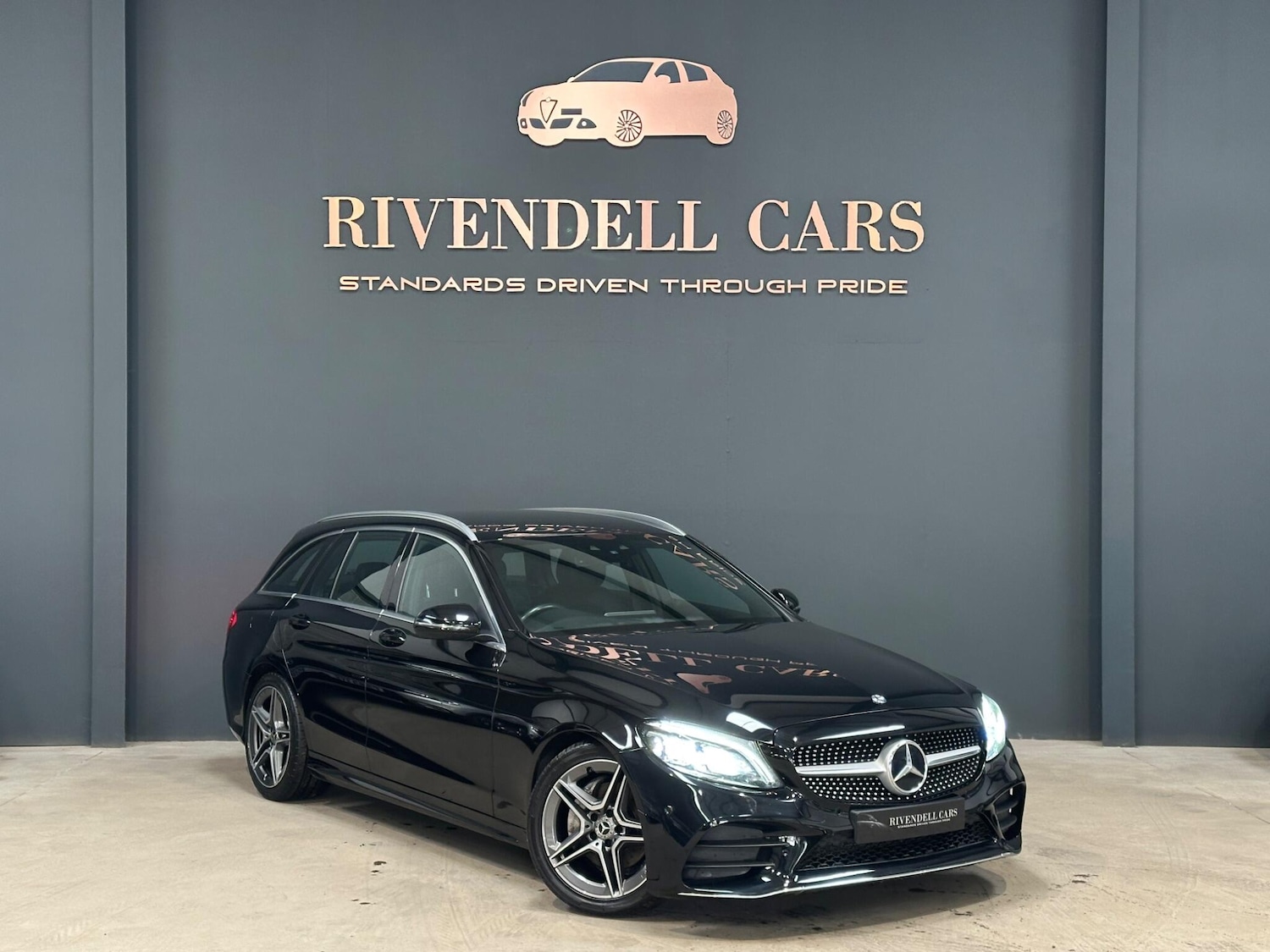 Used Mercedes-Benz C Class 2019 for sale - 76043033: Photo 1