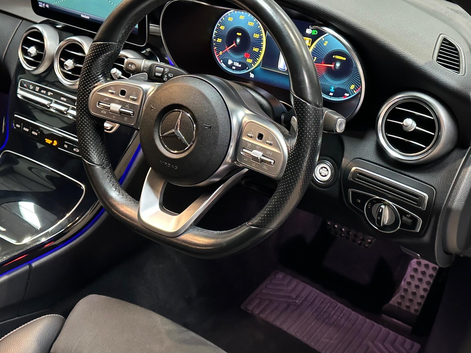 Used Mercedes-Benz C Class 2019 for sale - 76043033: Photo 32