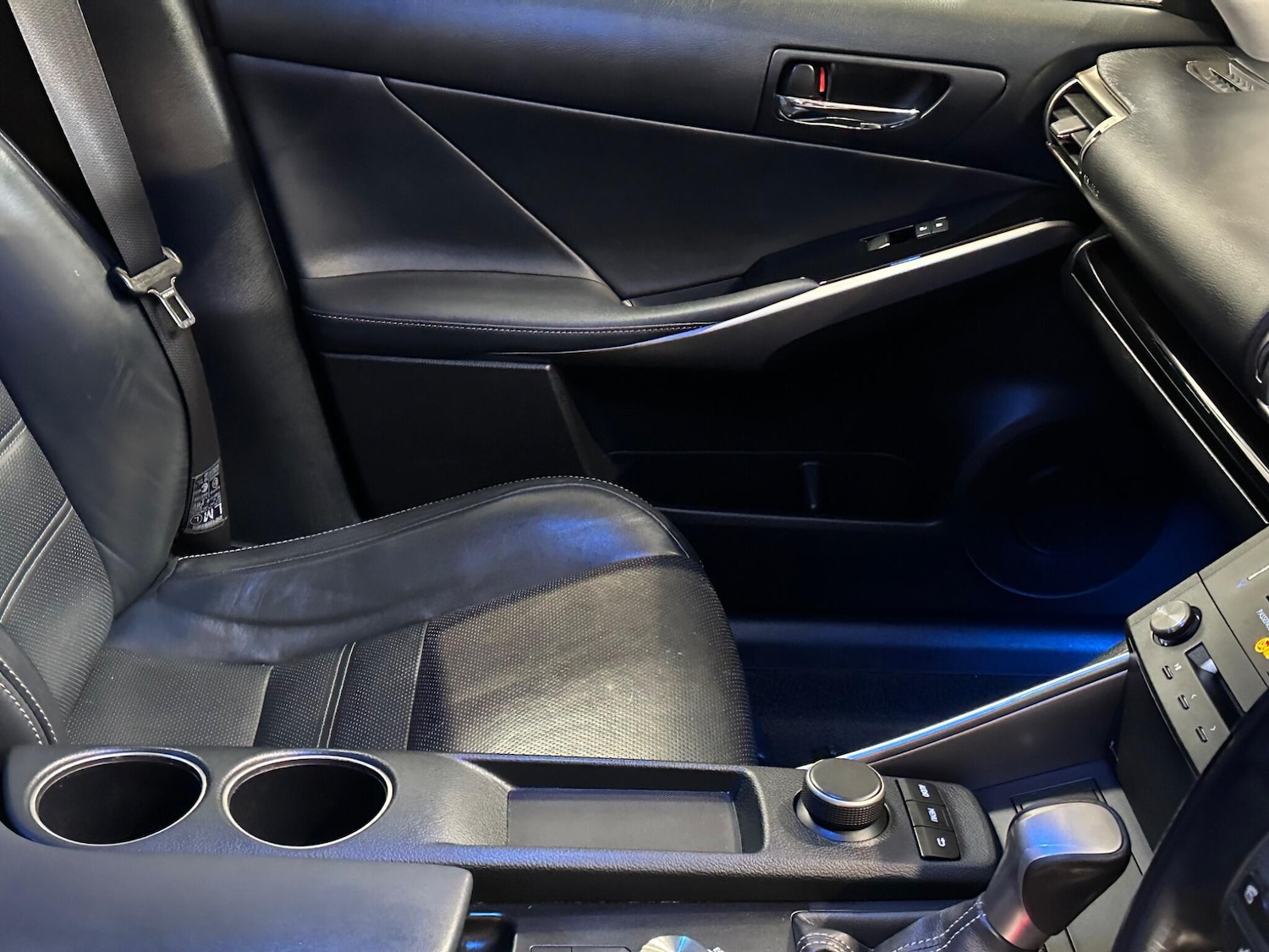 Used Lexus IS 2016 for sale - 76512673: Photo 10