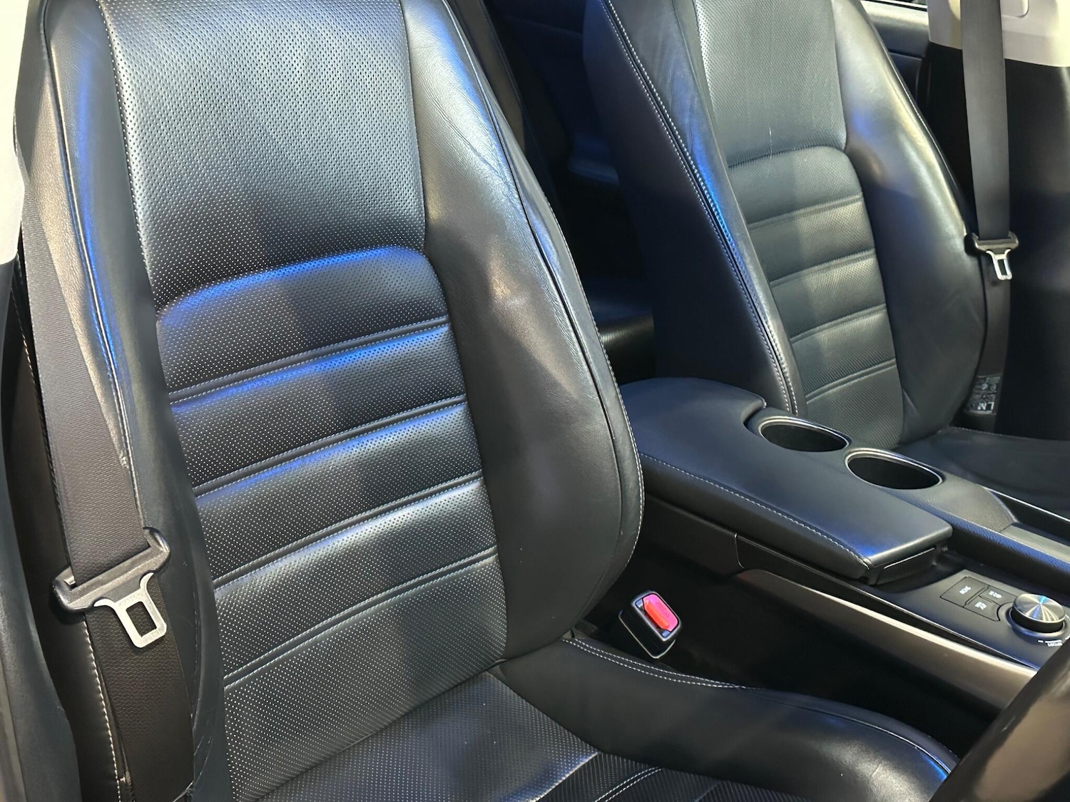 Used Lexus IS 2016 for sale - 76512673: Photo 12