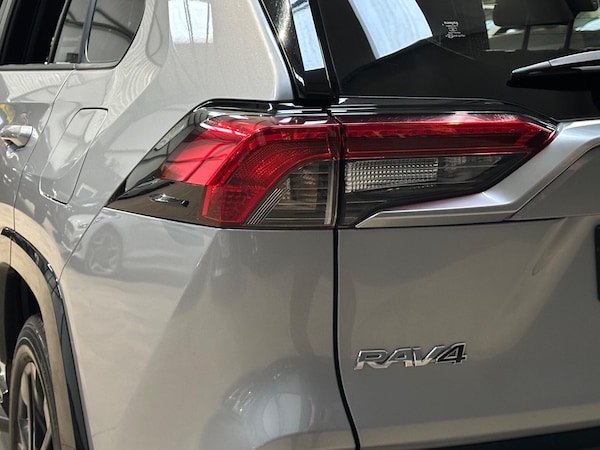 Used Toyota RAV4 2021 for sale - 76215317: Photo 37