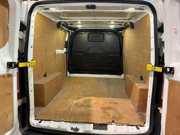 Used Ford Transit Custom 2016 for sale - 76201161: Photo 6