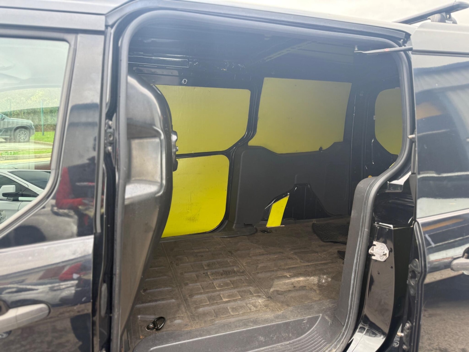 Used Ford Transit Connect 2014 for sale - 76597078: Photo 14