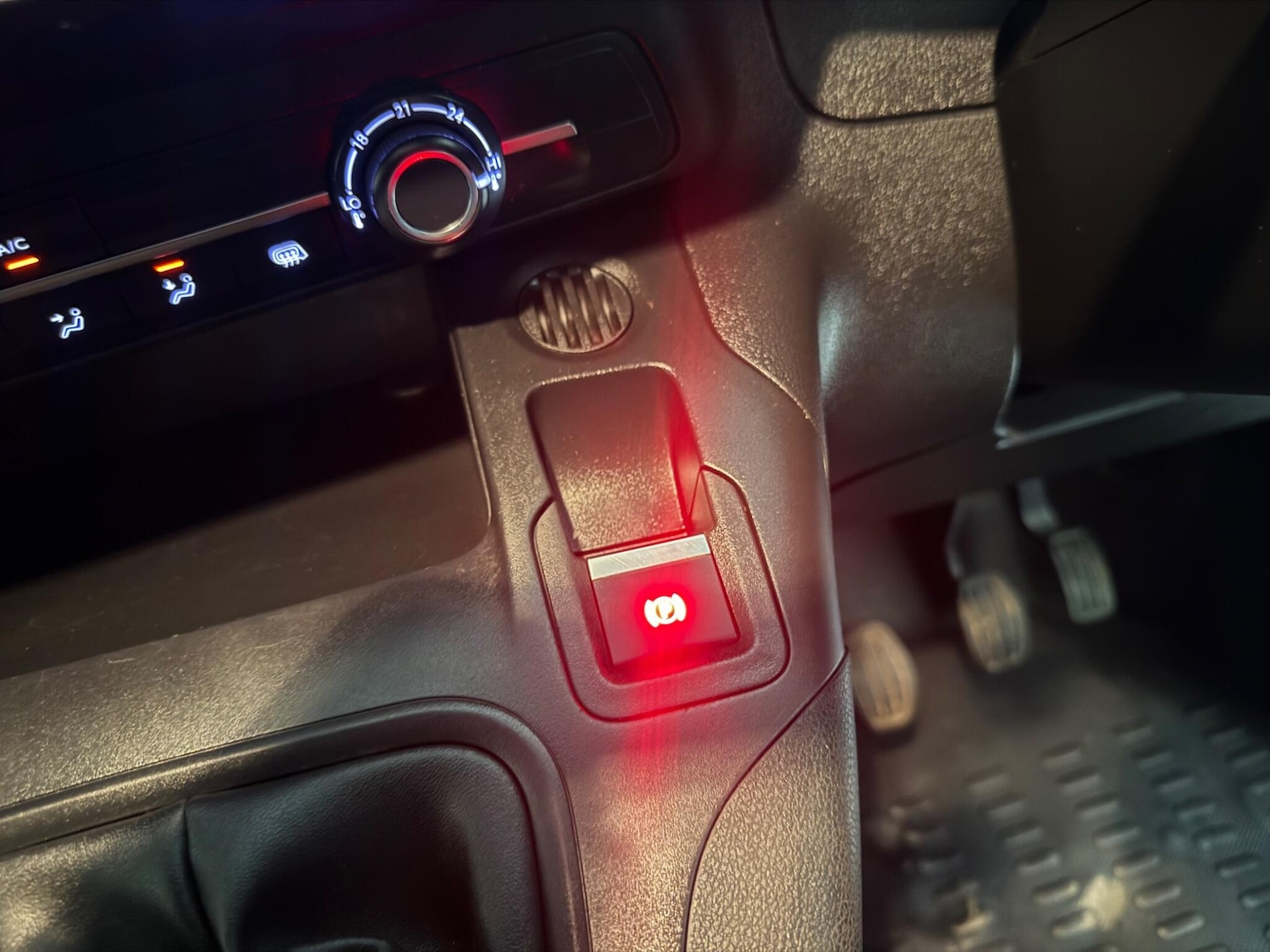 Used Peugeot Partner 2020 for sale - 77625263: Photo 25