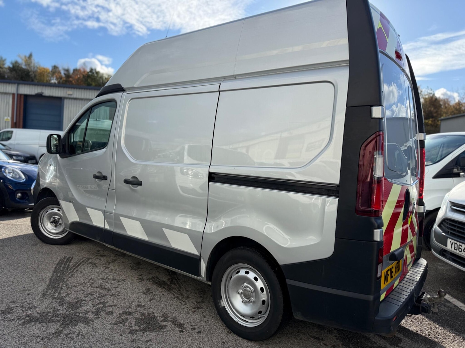 Used Vauxhall Vivaro 2016 for sale - 76361232: Photo 3