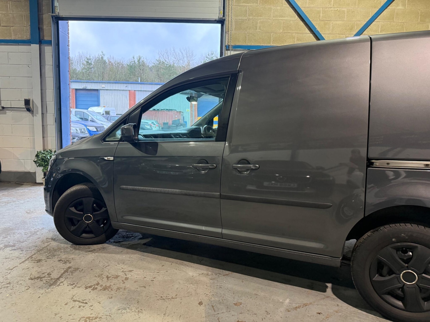 Used Volkswagen Caddy for sale - 77305400: Photo 10