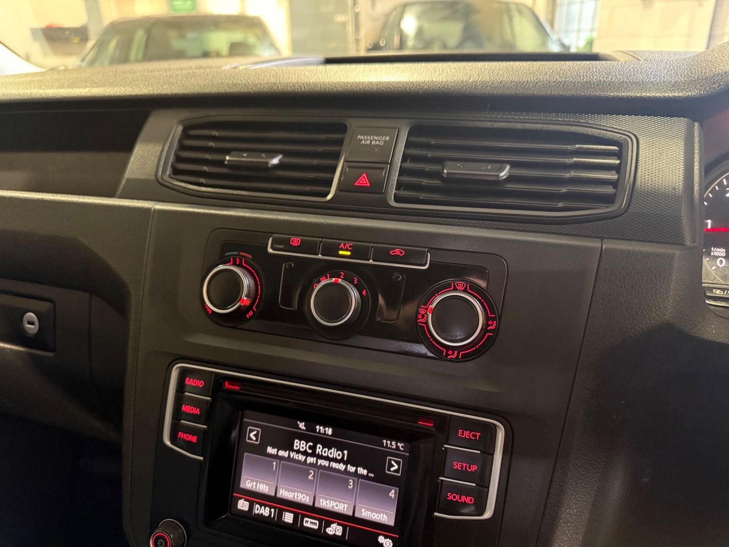 Used Volkswagen Caddy for sale - 77305400: Photo 20